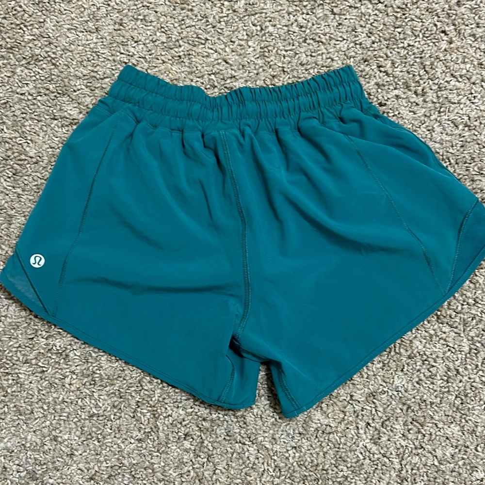 Lululemon Hotty Hot shorts
